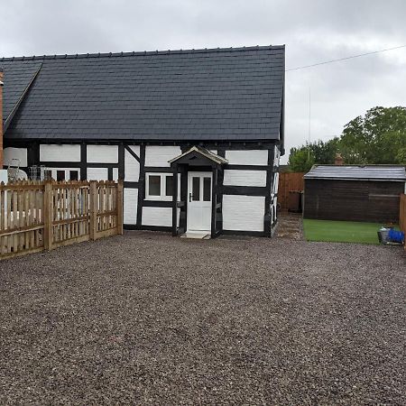 Characterful 2 Bed Cottage, Quiet Village Setting Ashleworth 外观 照片